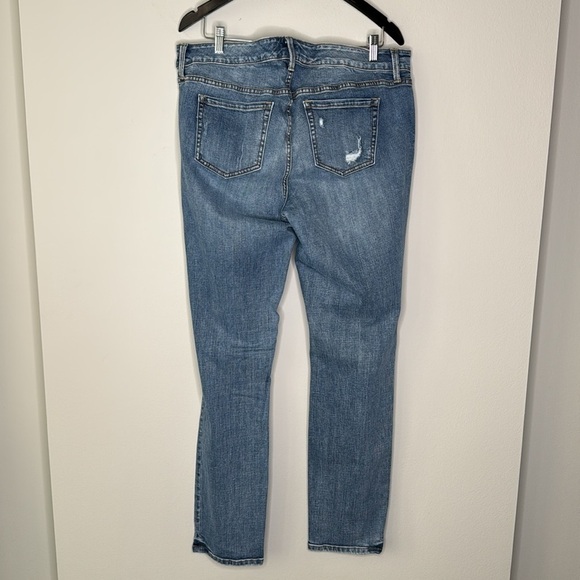 Torrid Boyfriend Distressed Straight Leg Medium Wash Blue Jeans Women's Size 16 - Picture 6 of 11